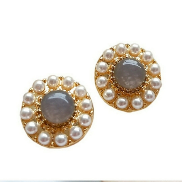 🌺HP🌺 Pearl Earrings 14k - Picture 3 of 6